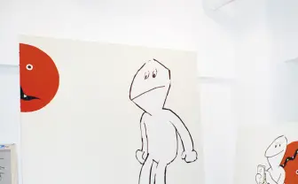 オオクボリュウ 初個展「アイフォン割れた」新作100点で構成