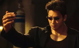 綾野剛演じる戸愚呂弟の存在感 ドラマ『幽☆遊☆白書』場面写真が初公開