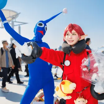【C103】身長173cmの青ピクミンコスプレ現る！ 主人公との2ショットを激写