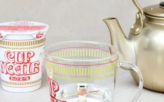 「カップヌードル」専用計量カップ再販へ　Xの投稿を商品化、即完売の大反響