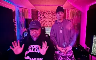 村上隆、ラッパーJP THE WAVYとコラボ 個展の主題歌を共作