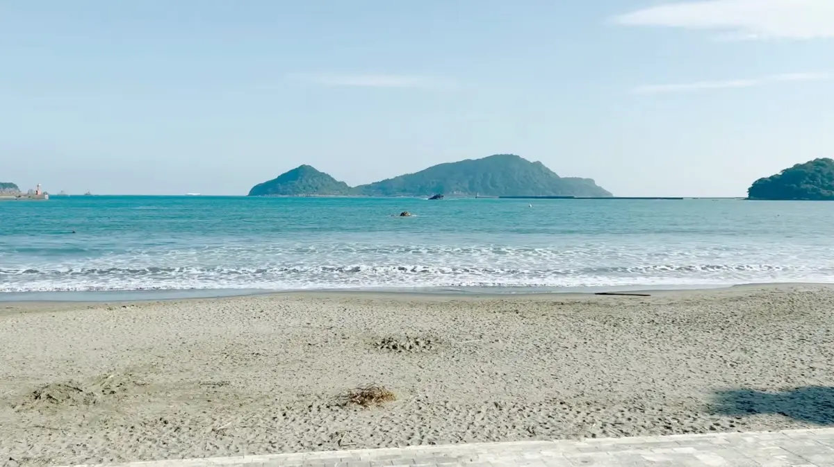 「Live2D Creative Awards 2023」グランプリ受賞作品『海と休日』