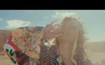 藤井風「花」MVレビュー：挑発的で巧妙で、覚悟ある「ポップ」さ