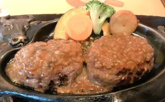 静岡の名物ハンバーグ「さわやか」全店休業へ 創業者の富田重之さん死去