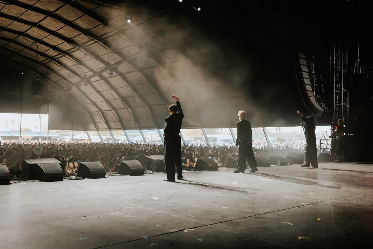「Coachella 2024」内の特別ステージ「88rising Futures」に出演したNumber_i④ ©︎ 88rising