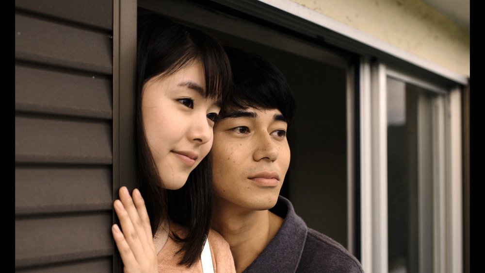 映画『寝ても覚めても』公式Xより