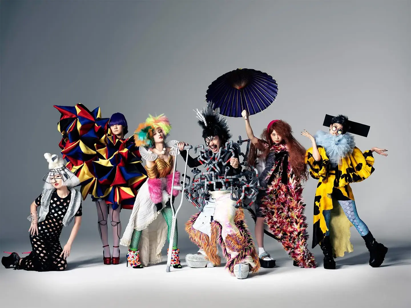 妻とは? ハーレムとは? 一夫多妻制アイドルのラストアルバムは『WIFE』