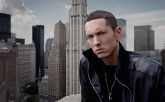 エミネムの別人格「スリム・シェイディ」死す　米デトロイトの新聞に訃報掲載