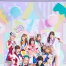 PPE41デビュー時のアーティスト写真。右下の伊織もえさんなど現在は退所したメンバーも。