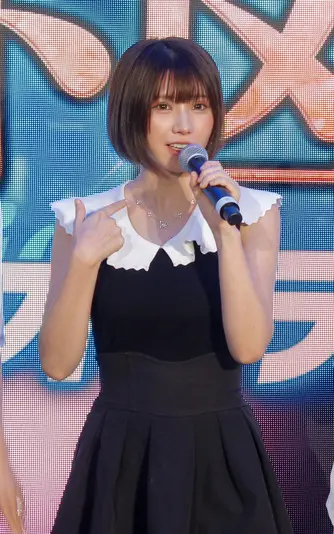 えなこさん