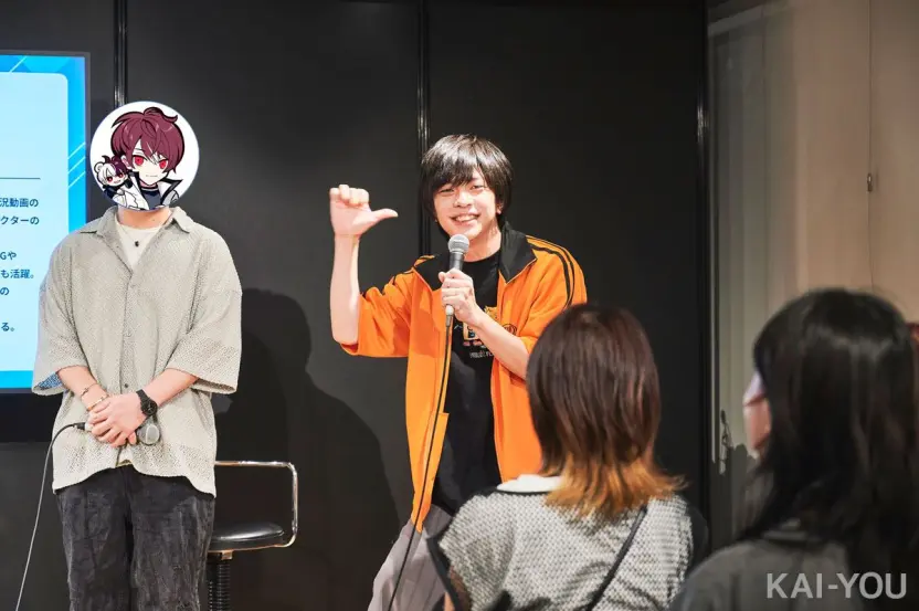ごっちゃん@マイキーさん（写真左／プロe-Sportsチーム「Crazy Raccoon」所属）とズズさん（写真右）