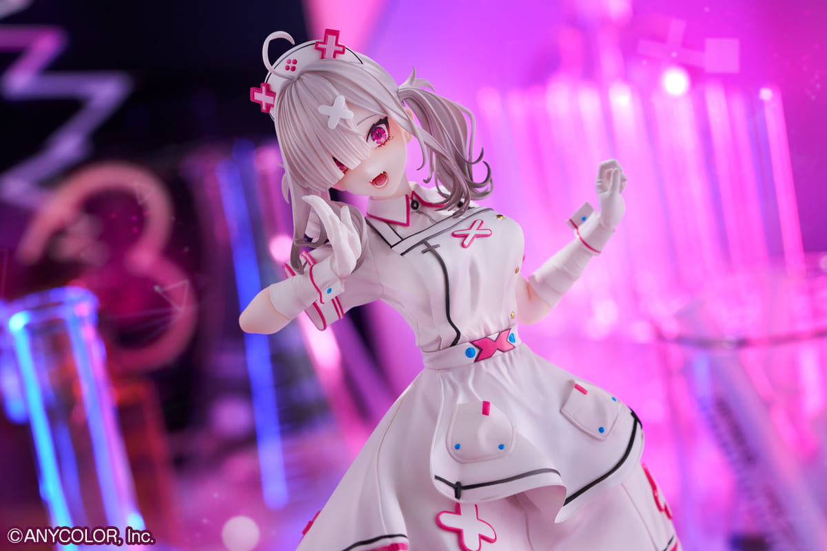 にじさんじ健屋花那、初のフィギュア化 長い足がスラっと伸びた1