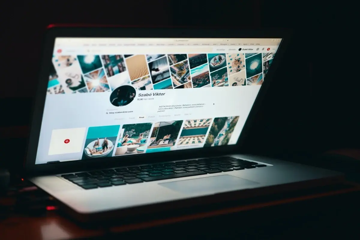 クリエイターの海賊版トラブル対策 文化庁の著作権担当がニコ生で解説