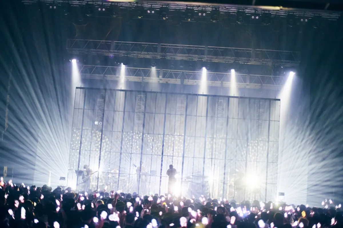 DUSTCELL TOUR 2024「光」最終公演のライブ写真[2]
