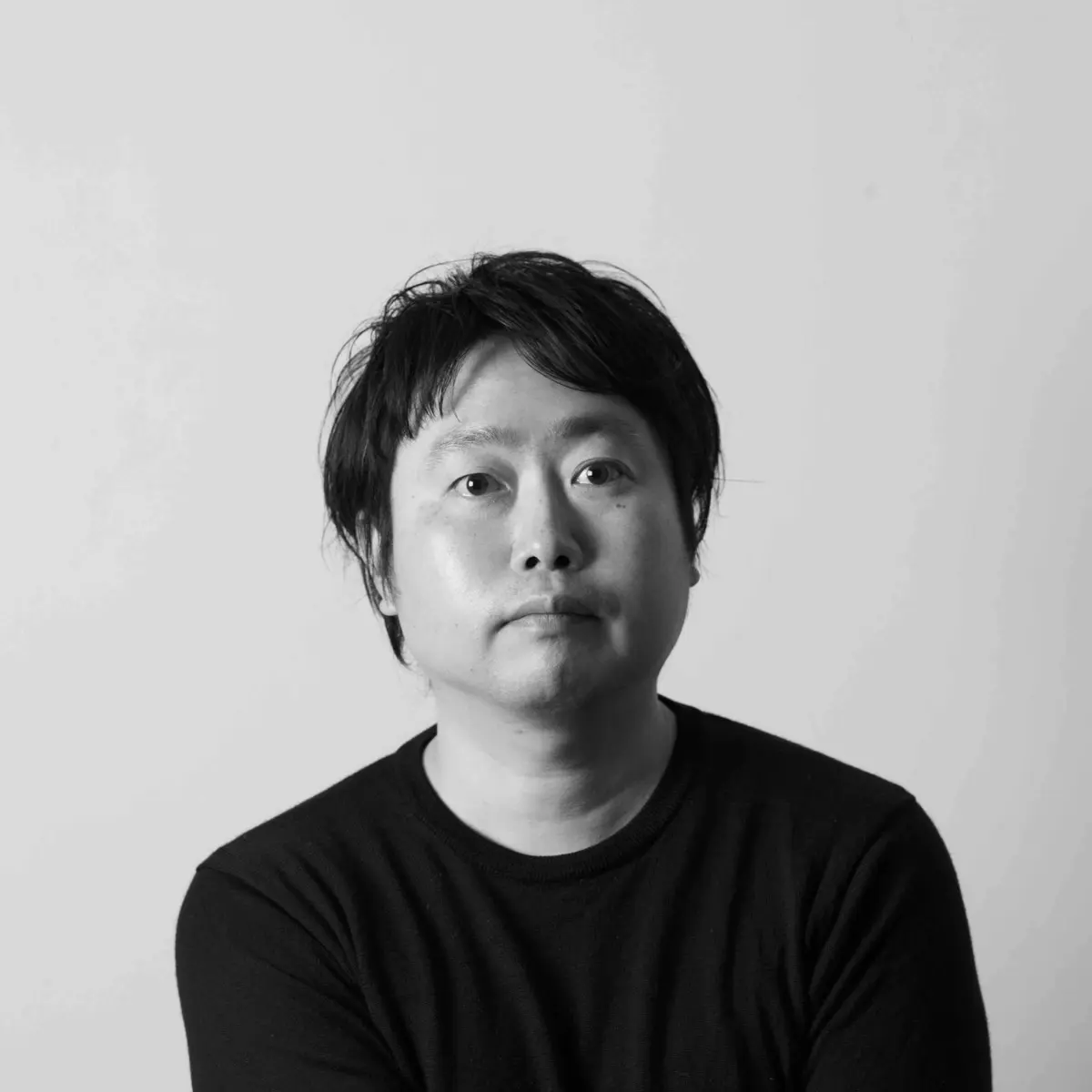 岡崎 智弘　グラフィックデザイナー