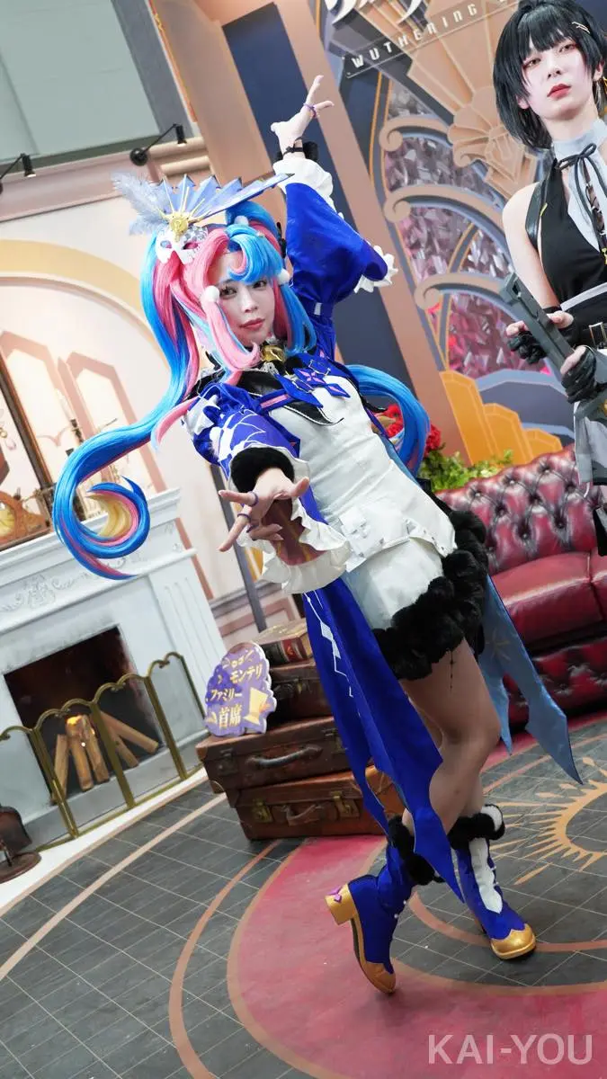 「コミックマーケット105（C105）」のコスプレイヤー_20