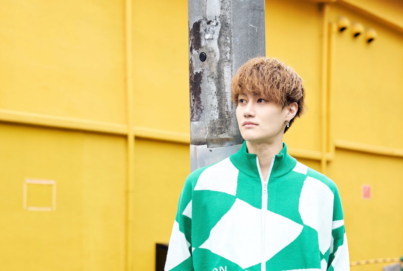 2024年最も登録されたYouTuber「ブルーシー」とは？ 親友へのイタズラ動画で人気沸騰