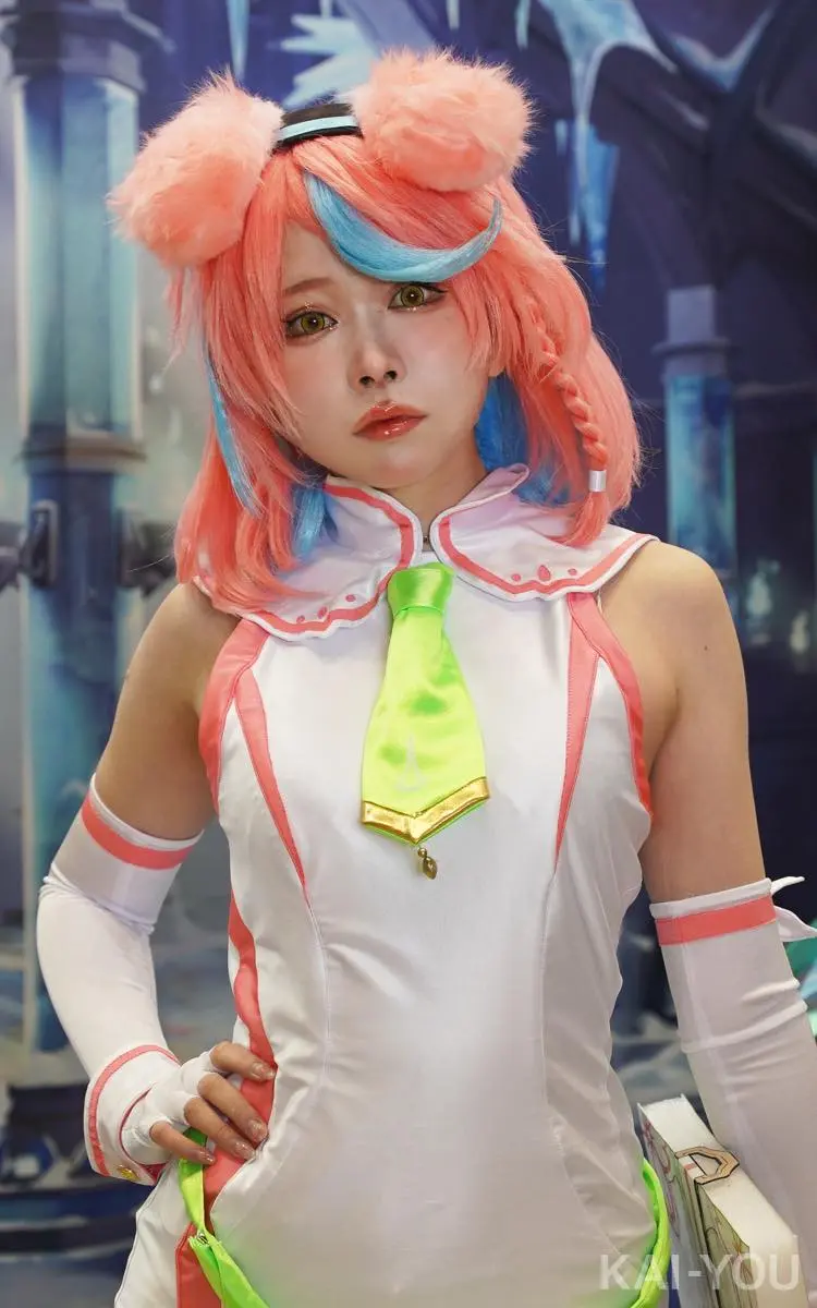 「コミックマーケット105（C105）」のコスプレイヤー_12