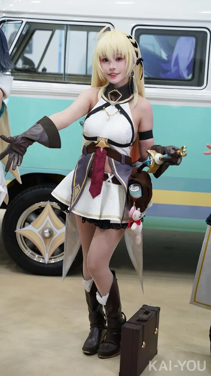 「コミックマーケット105（C105）」のコスプレイヤー_7