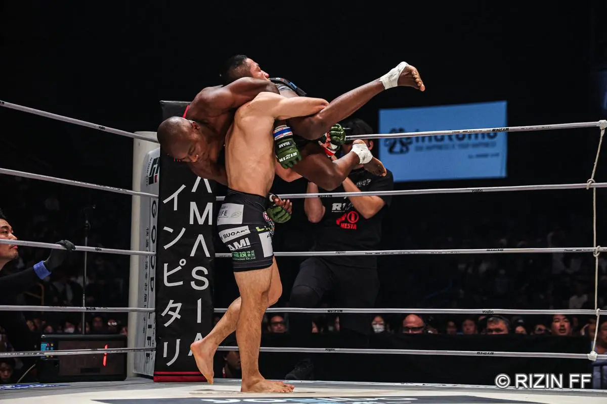 R49_FC_HORIGUCHIkyoji_VS_ZULUnkazimulo1