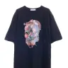 ポップアップで販売される「Snake Tomie T-shirt」（7,370円／S〜XXXL）