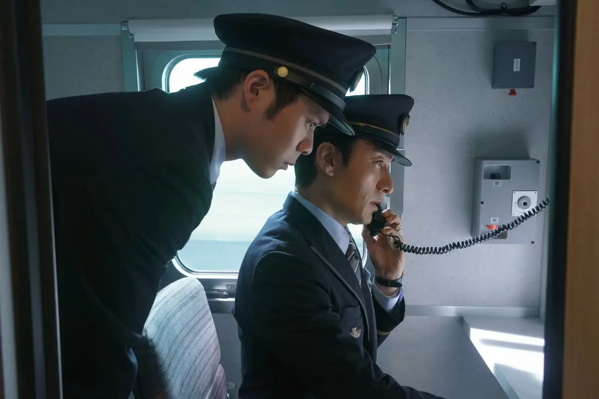 細田佳央太さんと草彅剛さん