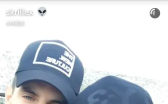 Skrillexがお忍び来日で渋谷騒然! SHOと「ヤクブーツはやめろ」も