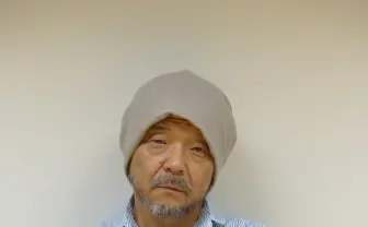 押井守監督の顔がプリントされたTシャツ、存在感が抜群すぎる