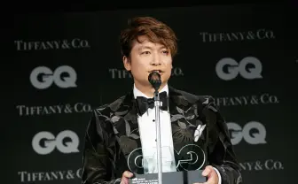稲垣吾郎、草なぎ剛、香取慎吾が「GQ MEN OF THE YEAR 2017」に輝く