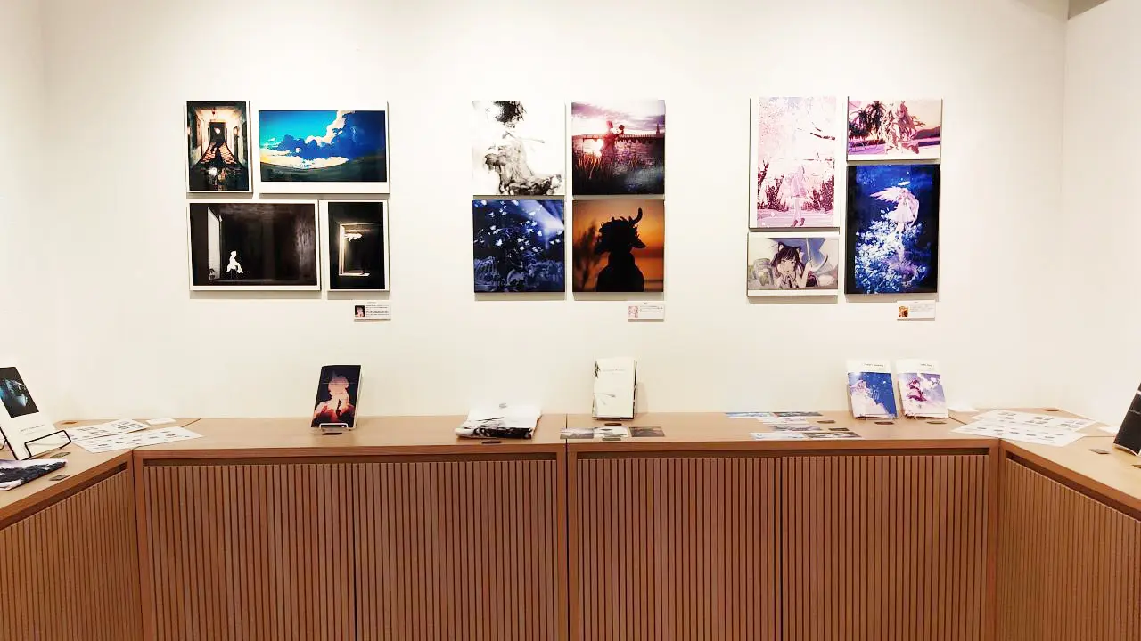 「VR PHOTO EXHIBITION VOL.2」実際の展示の様子（筆者撮影）
