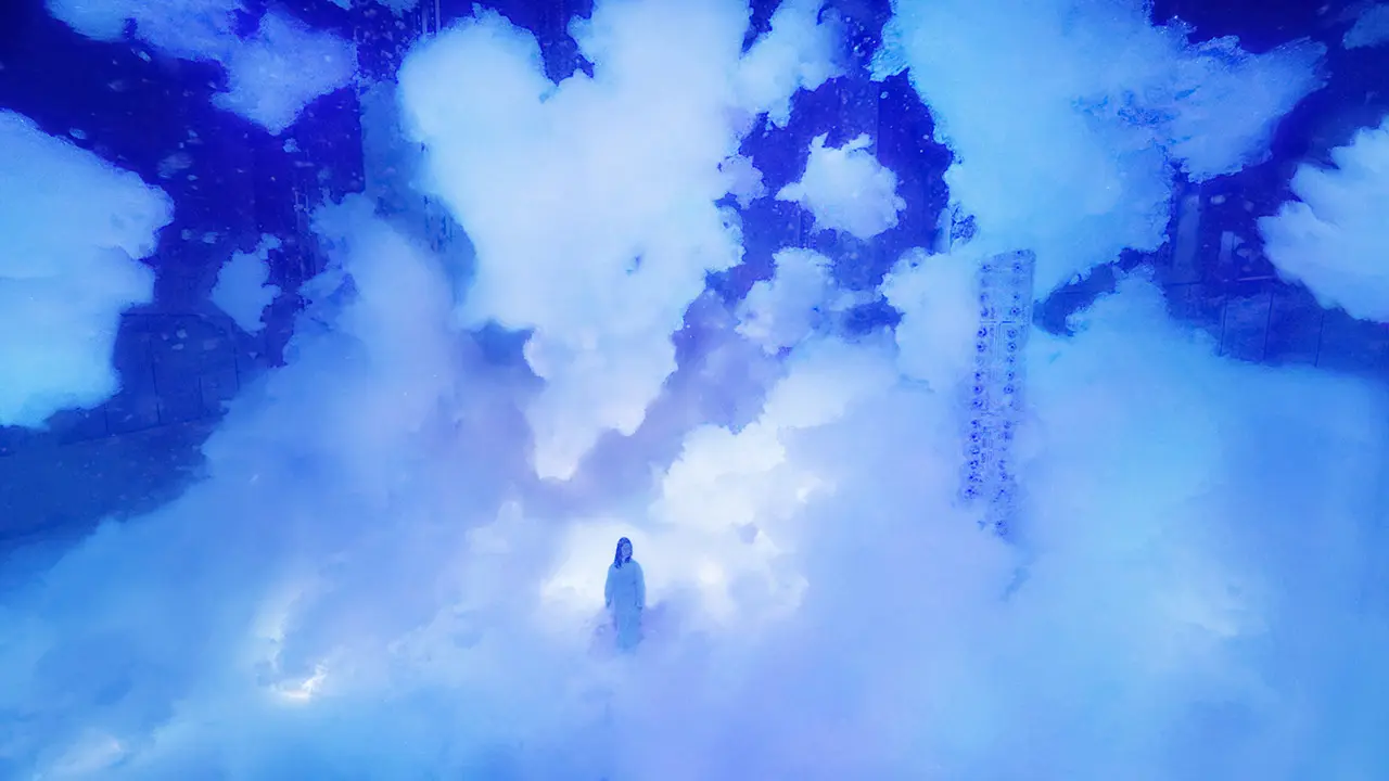 チームラボ《Massless Amorphous Sculpture》© チームラボ