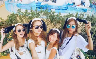 「フットワーク鬼軽組」って知ってる? インスタで人生変わった20代女子4人組の話