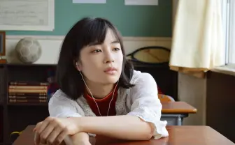 広瀬すずがスピッツを口ずさむ短編映像が切なくて苦しい