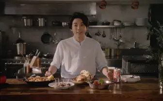 高橋一生の料理動画がステキ！ コック姿で#saltbaeも披露