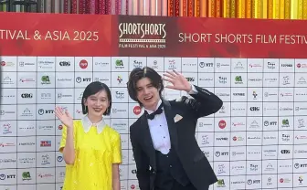 スタンミ、自主制作ドラマを引っ提げ映画祭のレッドカーペットを闊歩
