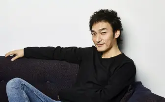 草なぎ剛、香取に続き『smart』表紙 「次は吾郎」への期待大