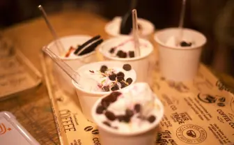 アイス食べ放題でパリピ! アイス×女の子のDJイベントで最高の夏を