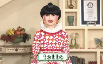 黒柳徹子型のアンドロイドYouTuber「totto」がシン・ゴジラに対峙