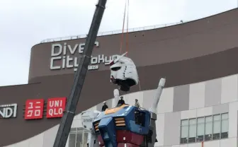 お台場の実物大ガンダムが解体! ラストシューティング状態も話題