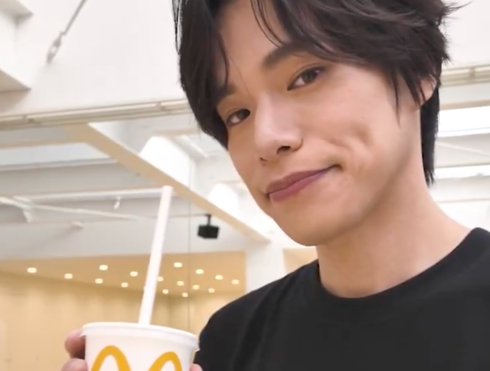 「タイプロ」で注目のダンストレーナーNOSUKE、マクドナルド公式Xに登場