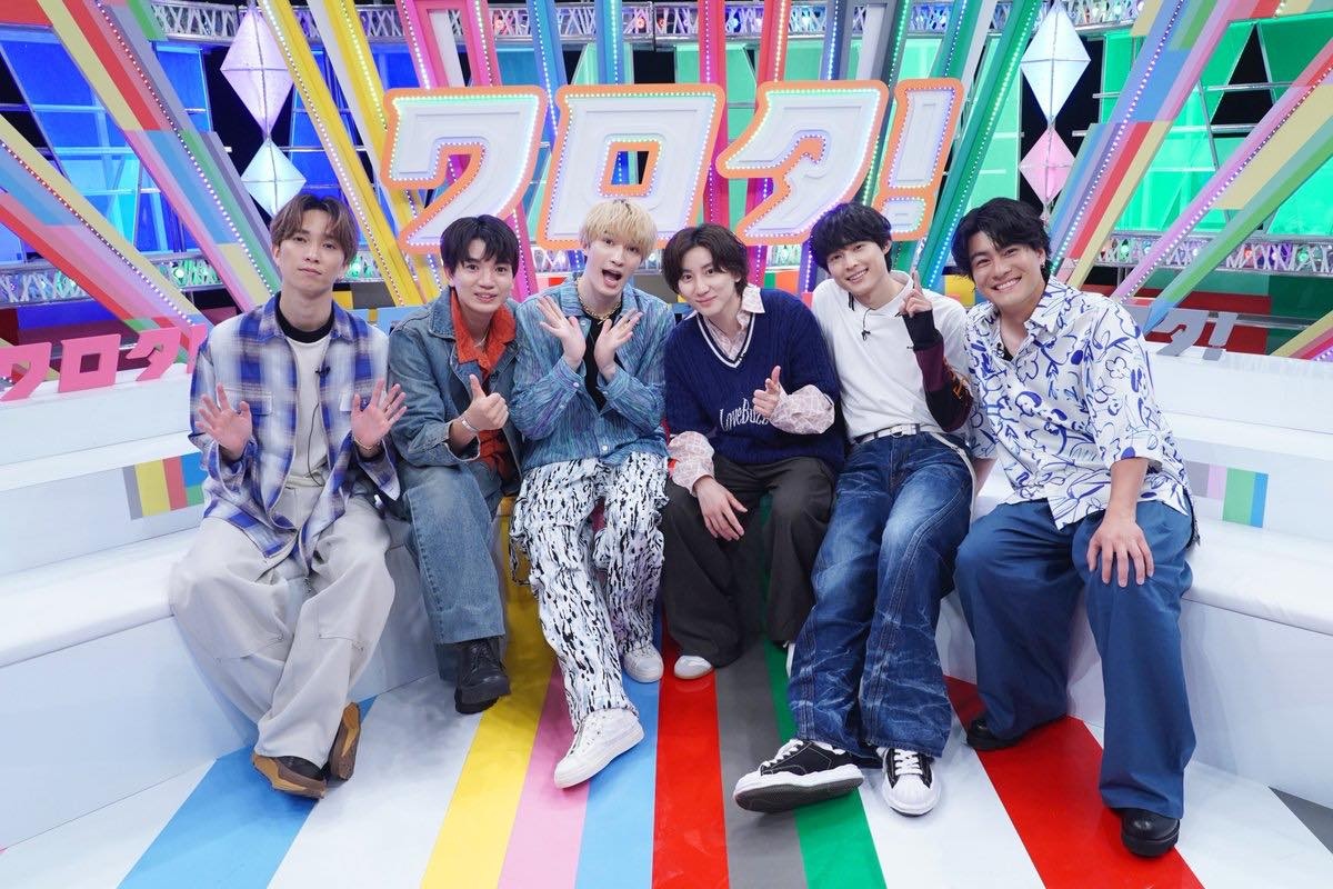 【あーち即購入可　※プロフ必読】SixTONES 4点 sixtones_warota.jpg