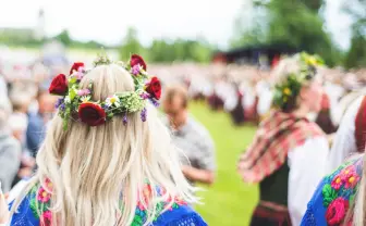 大阪万博の北欧パビリオンで「ミッドサマー」開催 夏至に“祝祭”がはじまる?