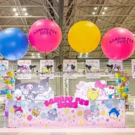 エントランスのモニュメント