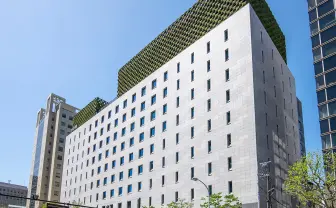 公正取引委員会、小学館と光文社に「フリーランス法」違反で初勧告