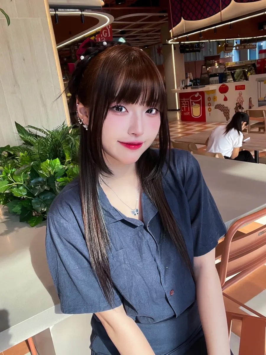 当時はアイドルになるつもりはなかったというミナさん