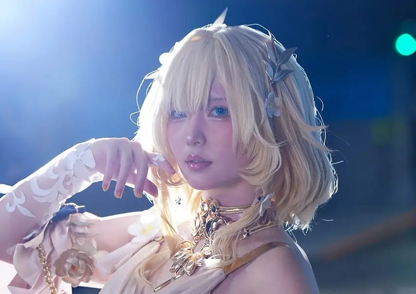 オールナイトでコスプレ撮影！ イベント「Ultra acosta!2025」に2万人が熱狂