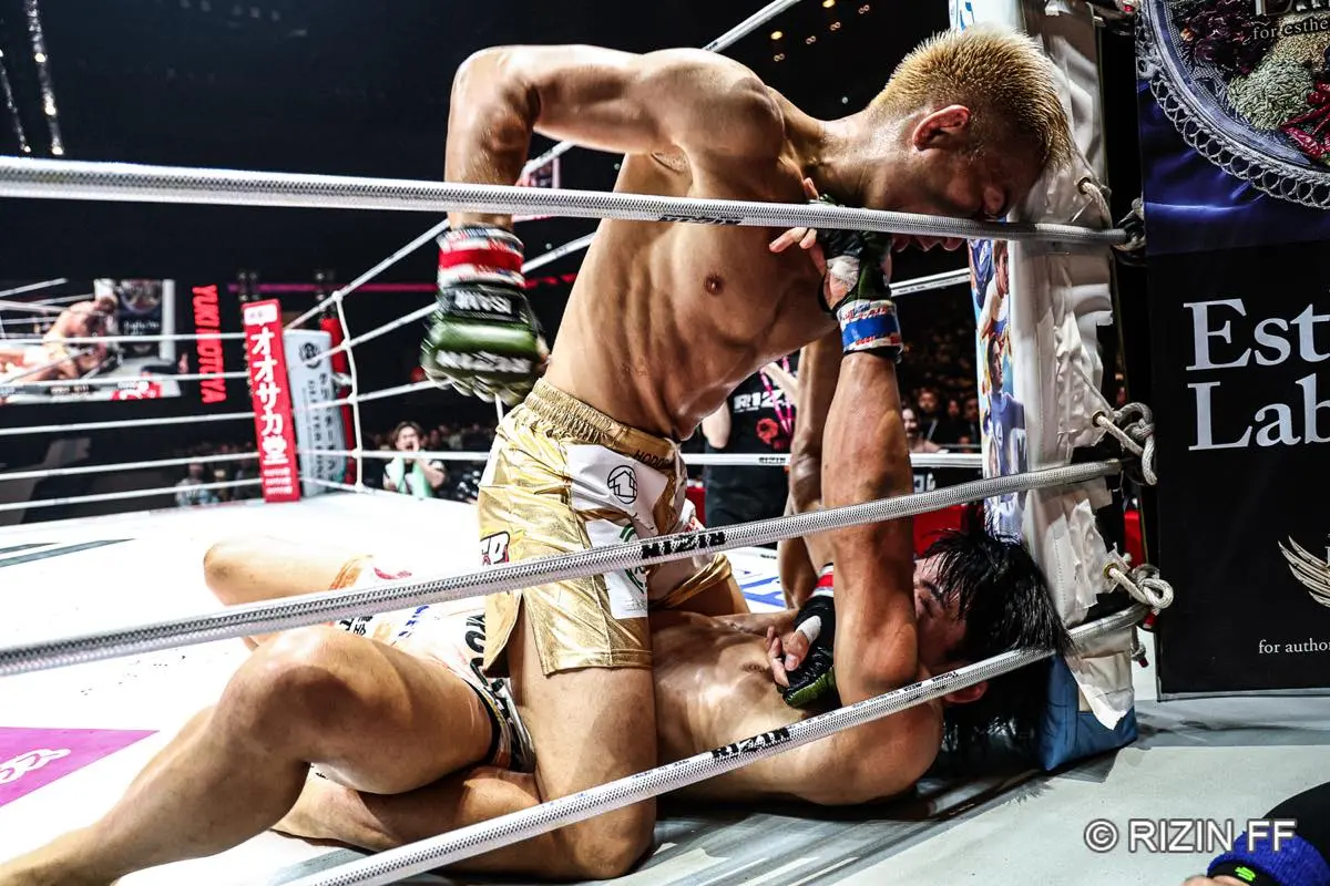 フライ級トーナメント1回戦 元谷友貴 vs. ヒロヤ3