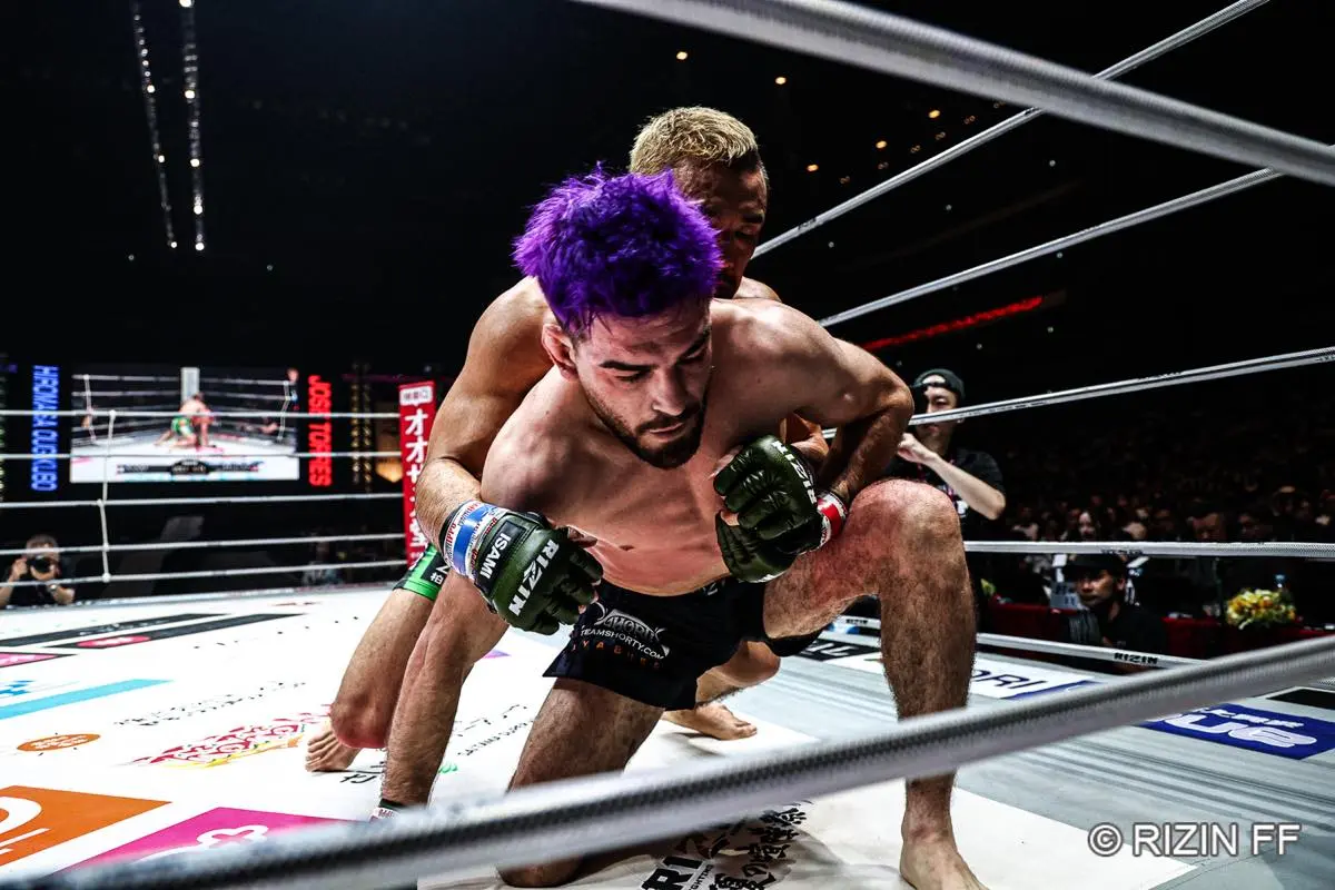 フライ級トーナメント1回戦 ホセ・トーレス vs. 扇久保博正2