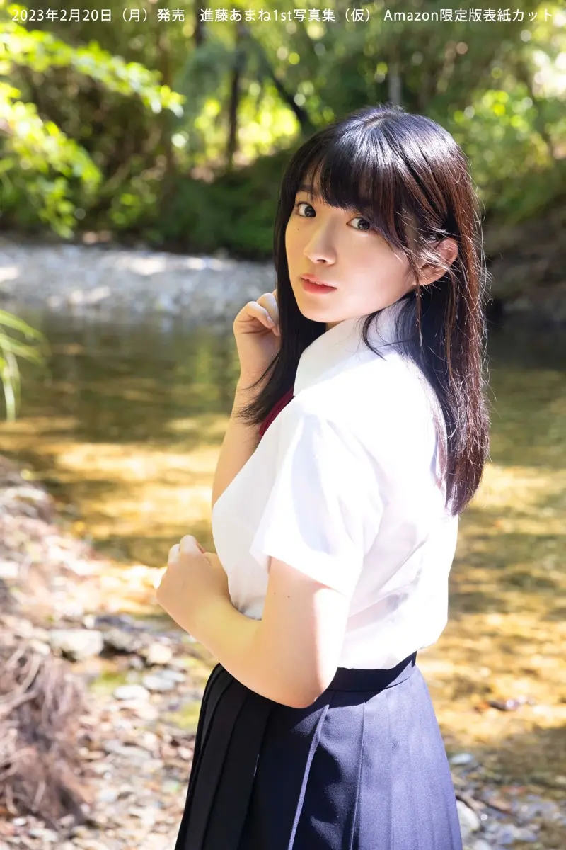 進藤あまねさん1st写真集『翠～Midori～』より2