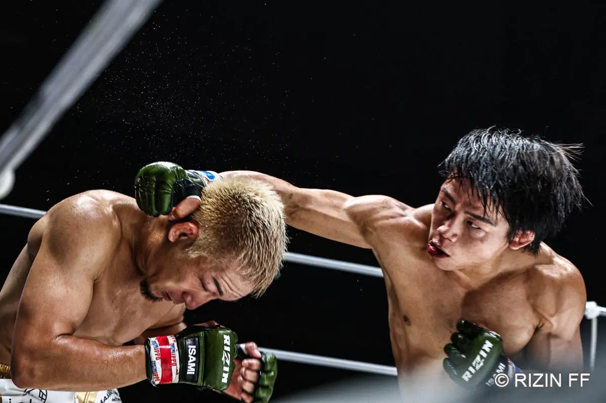 フライ級トーナメント1回戦 元谷友貴 vs. ヒロヤ1